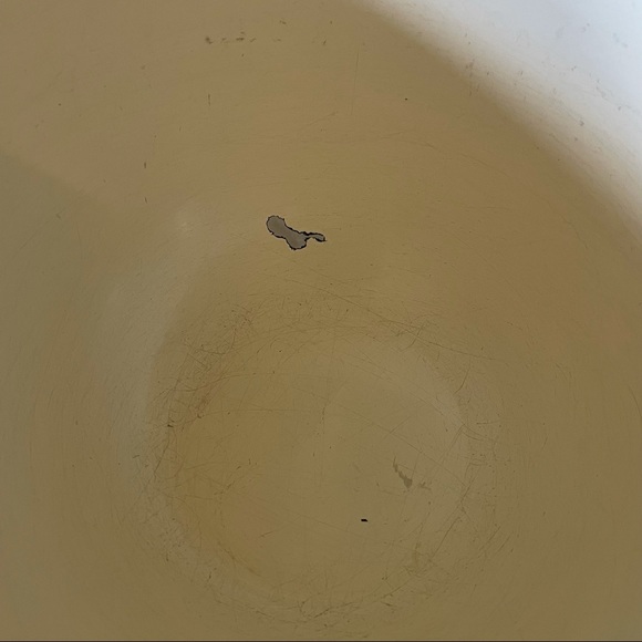 Enamel Bowl with retro vintage strawberries - Picture 9 of 12